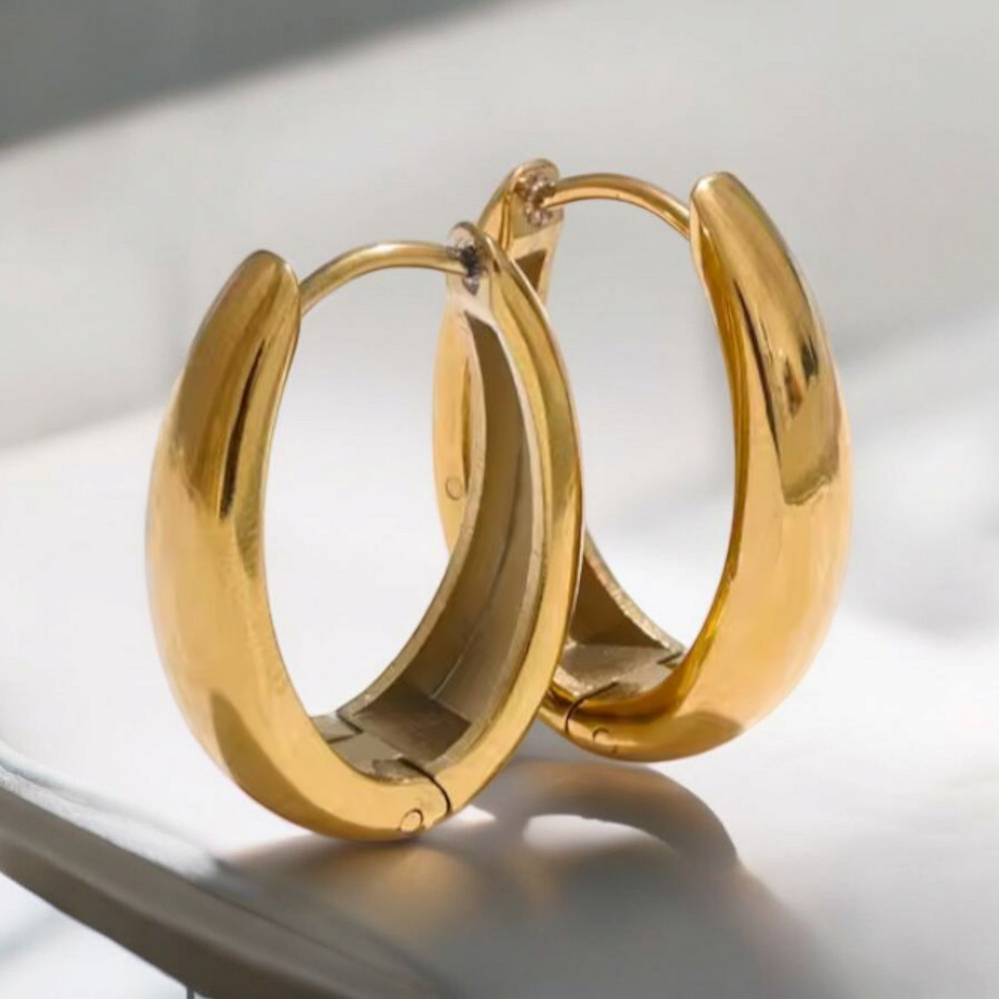 Aros Adele