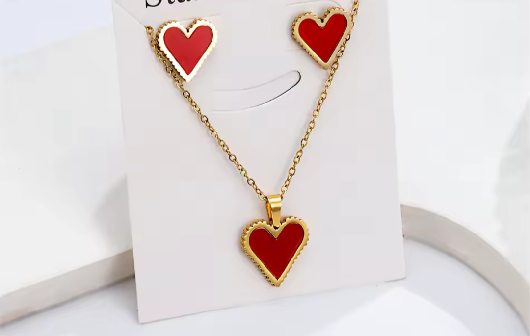 Conjunto Corazon Carmesí